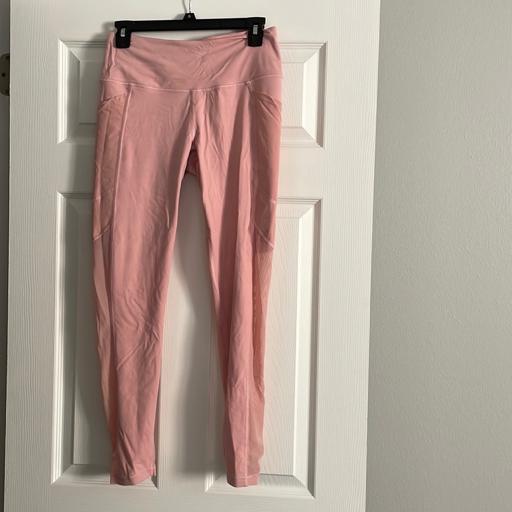 Victoria’s Secret Sport leggings